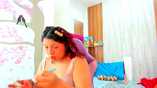 Emily_Coper18's Live XXX Chat
