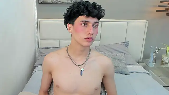 Czat XXX na żywo – thom_ames