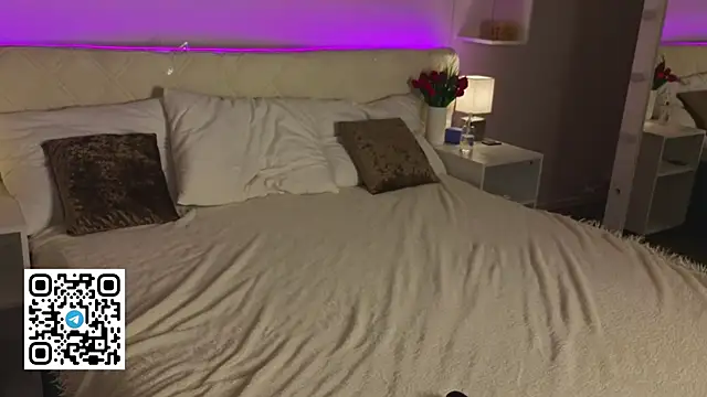 Anellyball Live XXX-Chat