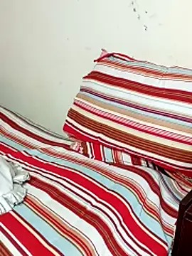 Lok_Sex 现场XXX聊天