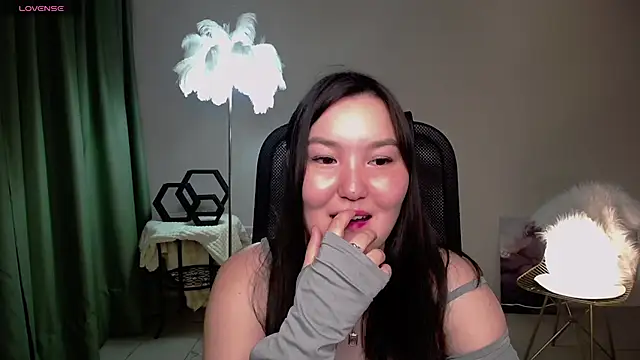 CamilaMartiez's Live XXX Chat