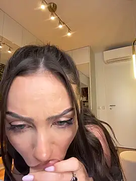 MileySin1111 Chat XXX live