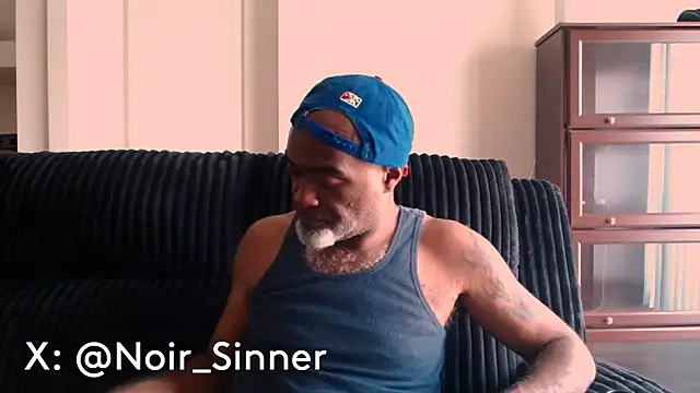 Chat XXX en directo de sinnernoir
