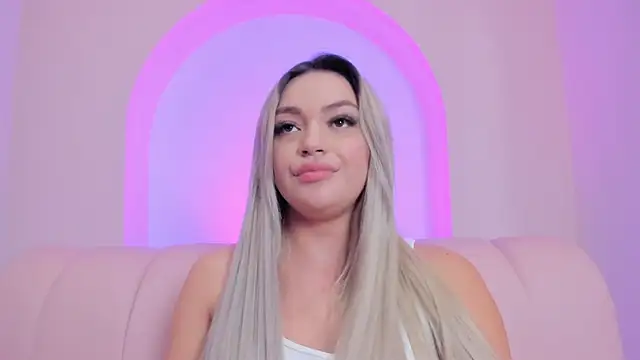 milaowens' Live XXX Chat