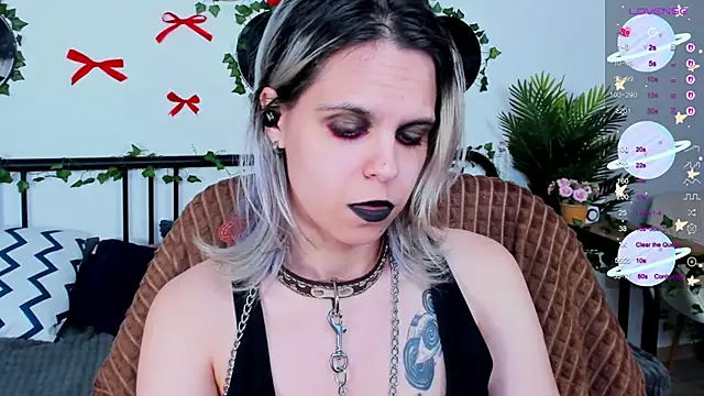 Czat XXX na żywo – LiraBelle