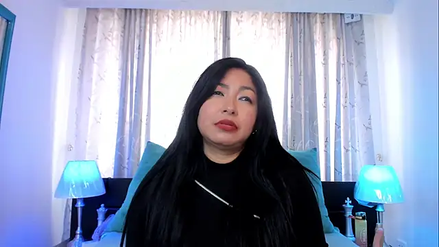 Chat +18 de Victoria_kim_lee ao vivo