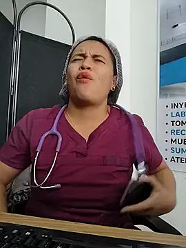 Nurse_Alice-7's Live XXX Chat