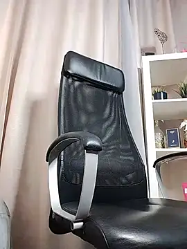 Chat XXX en directo de MickeQuinee
