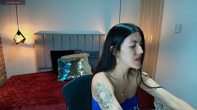 Chat XXX en directo de LiaCooper_