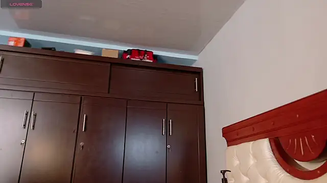 Živý XXX chat naughtypussydirtyxx