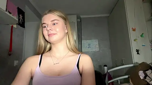 XXX chat uživo modela HoneysPiee