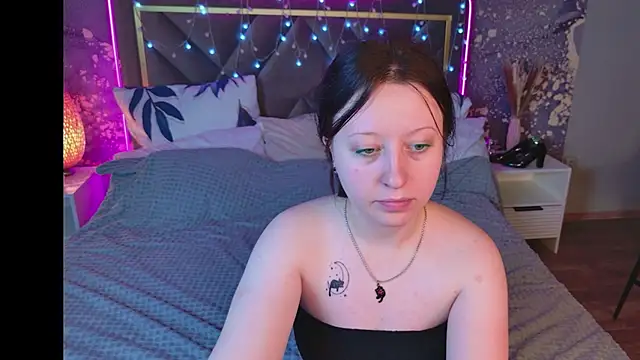 RuthHalll live XXX chat