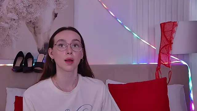 Emily_SimonのライブXXXチャット