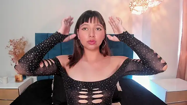 MaddyLovee_'s Live XXX Chat