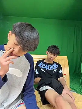 DD-101 即時 XXX 聊天