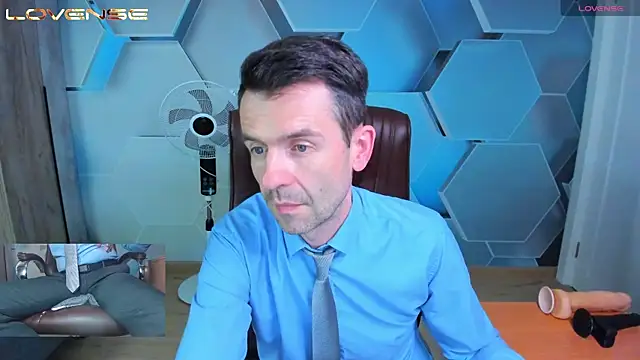 SteveTiger 现场XXX聊天