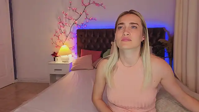 KateOwyns' Live XXX Chat