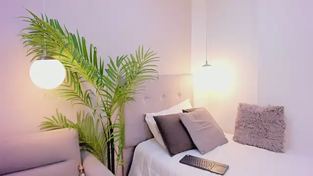 XXX chat uživo modela Ella_carter_
