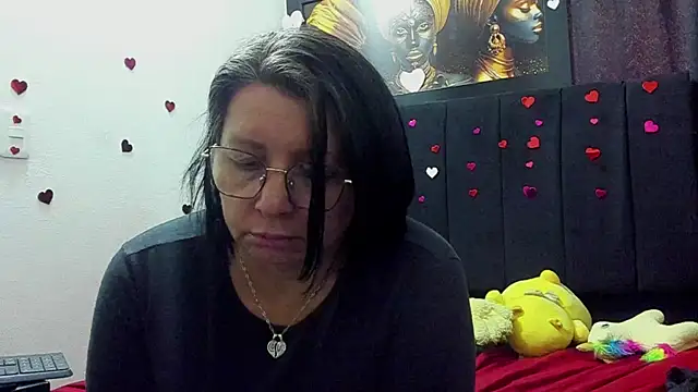 Chat +18 de Evaaross_2345 ao vivo
