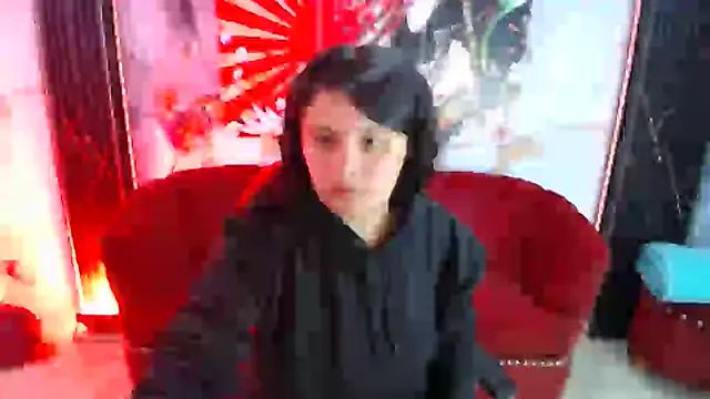 Chat +18 de nathaly_low1 ao vivo