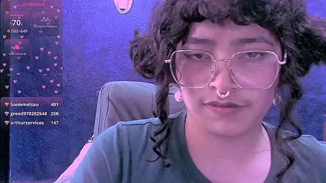 NinaYellow's Live XXX Chat