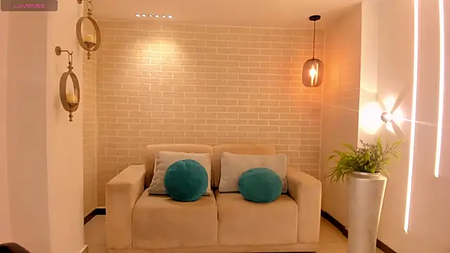 Chat +18 de AmaraDivine ao vivo