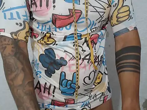 XXX chat uživo modela musclebody12