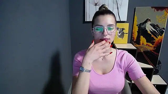 צ'אט XXX בשידור חי של lady_olivia_
