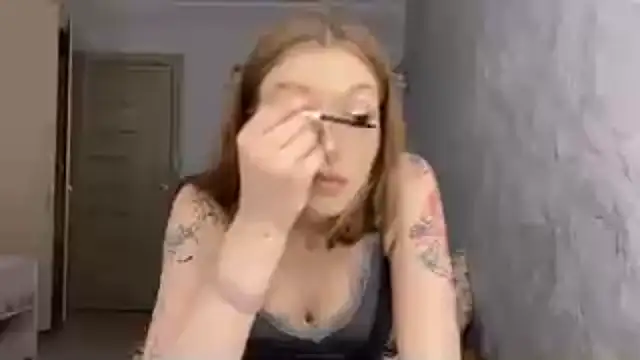 PuraDashne Adlı Modelin Canlı XXX Sohbeti