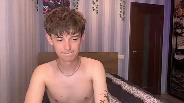 StasGuy লাইভ XXX চ্যাট