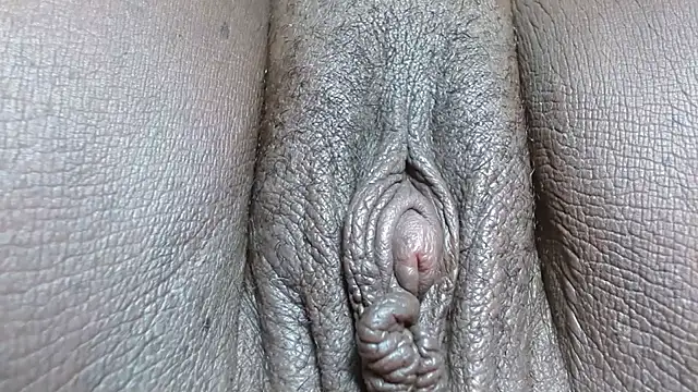 morenahott1's Live XXX Chat