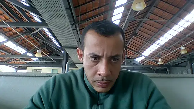 Chat +18 de MachoScorpionCaralho ao vivo
