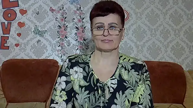 Živý XXX chat PaulaGolden