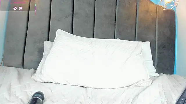 Paulinasiilver's Live XXX Chat