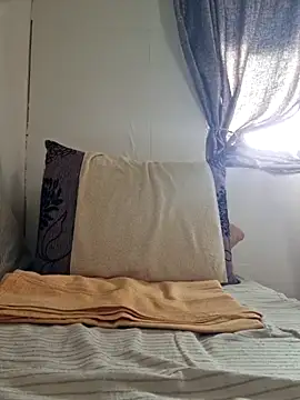 Goodass7 live XXX chat
