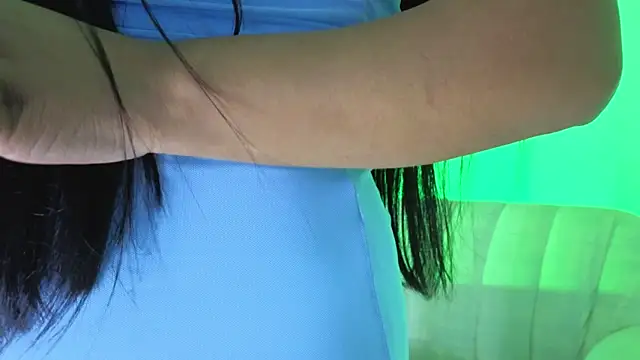 LinnaGardenia Adlı Modelin Canlı XXX Sohbeti