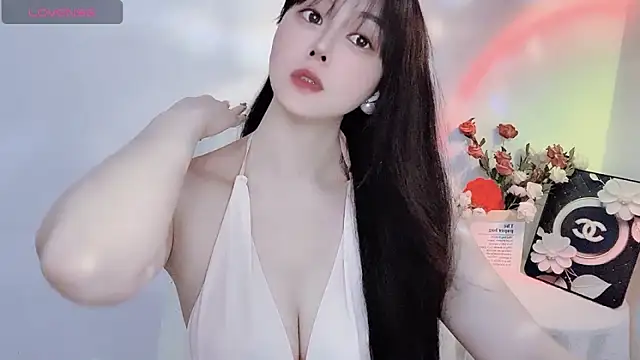 Chat XXX en directo de Lydia_170