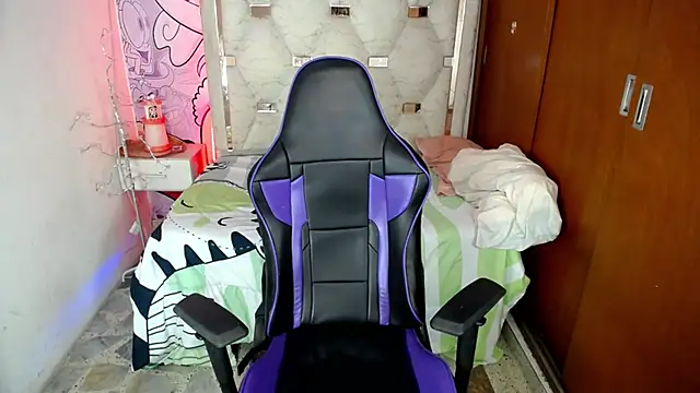 zxvn_n live XXX chat