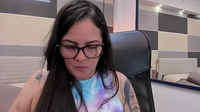 Chat XXX ao vivo de Zara_Jackson