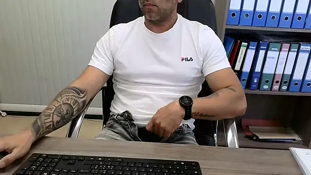 Chat XXX en directo de Evasionee
