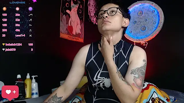 girl_intense444 现场XXX聊天