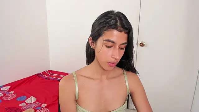 Mazikeen__18's Live XXX Chat