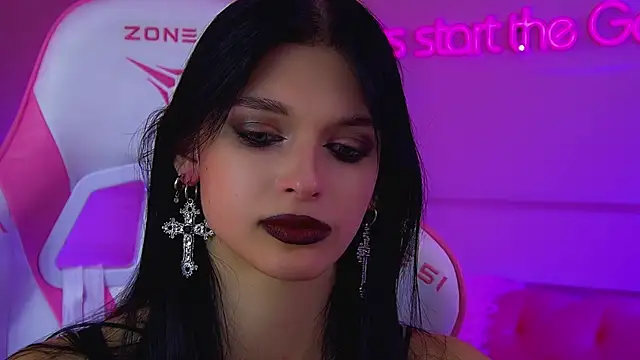 BeverlyMost live XXX chat