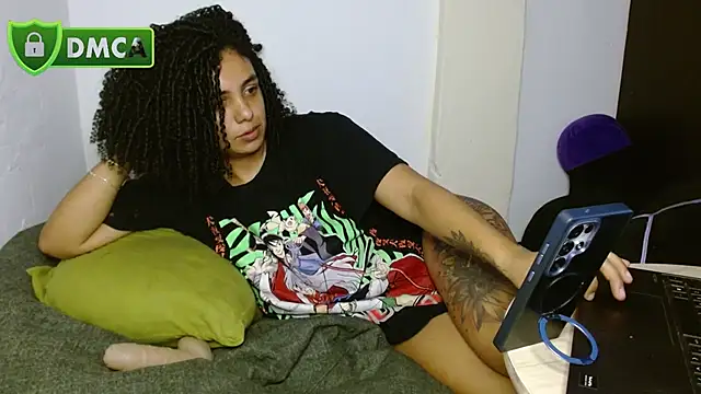 Chatroom XXX en direct de amantinaBOOBS