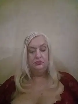 Julia20X Live XXX-chat