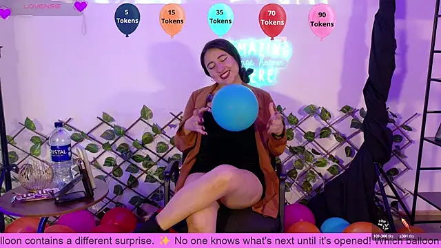 _Sarah-Office1 Chat XXX in diretta