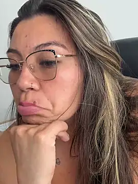 LIZ-06_ 라이브 XXX 채팅