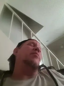 yourMasterisBored live XXX chat