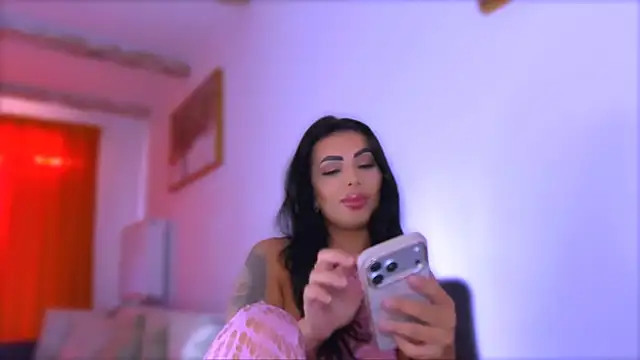 Moonamour élő XXX-chatje
