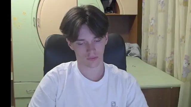 XXX chat uživo modela arthur___king